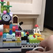 Introduction to Mechanical Prototyping final sculpture by Daniel Arnott '23